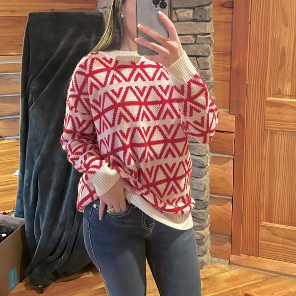 Oversized Red and White Sweater - Picture 1 of 2